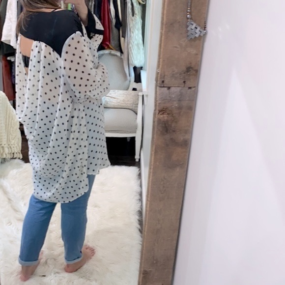 Torrid polka dot top size 4X - Picture 4 of 6